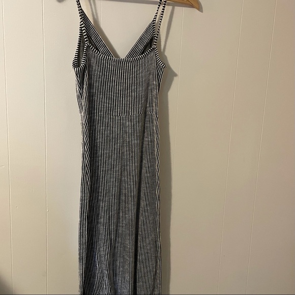 Caution to the Wind striped midi dress - Picture 3 of 5